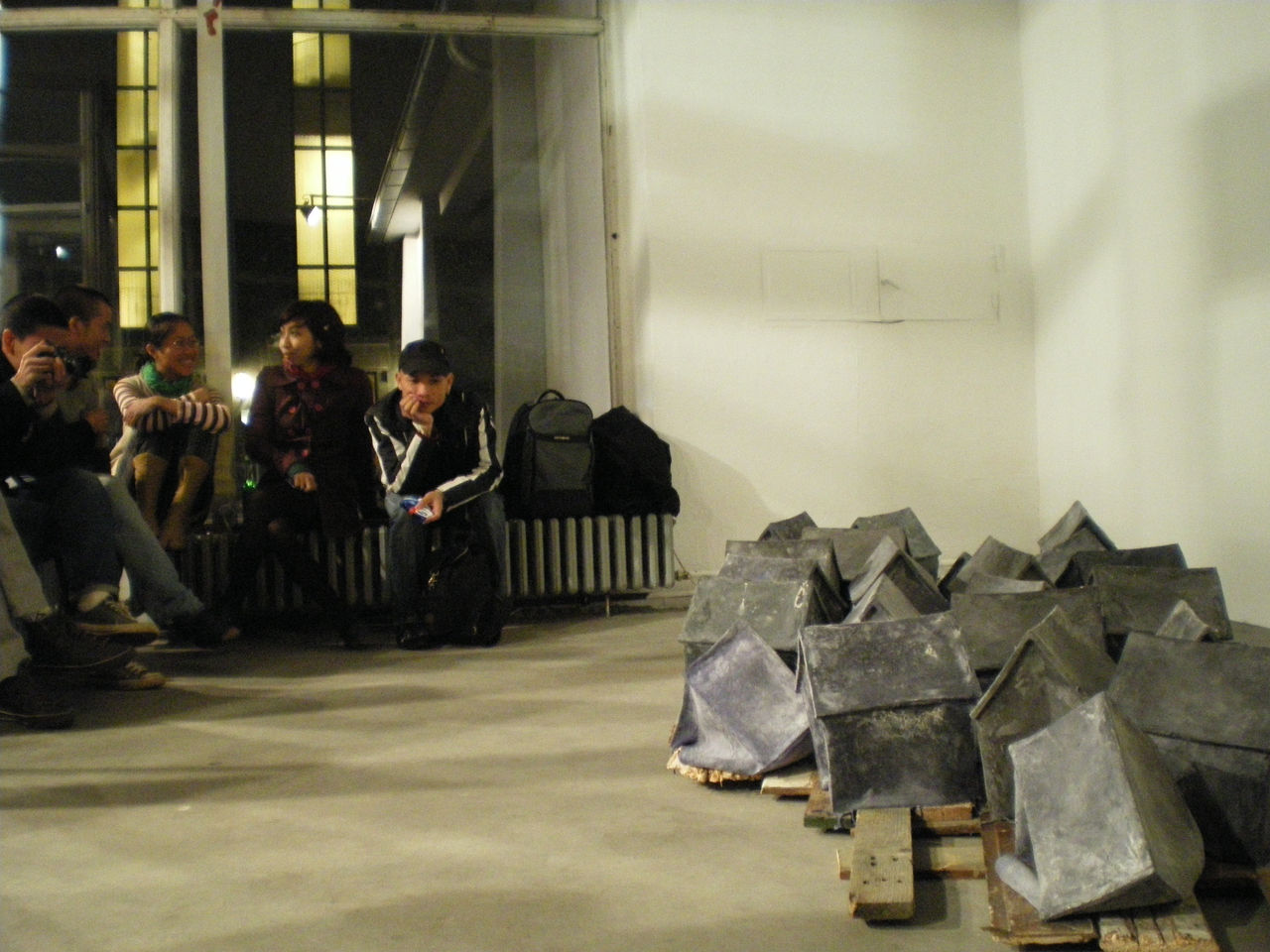 Photographic documentation of RYLLEGA Berlin ("Ich baue ein Haus auf dem Atlantik" by Gabriele Undine Meyer)